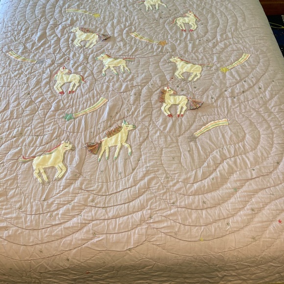 Pottery Barn Kids queen lavender unicorn quilt - Picture 6 of 9